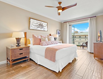 Maui Resort Rentals: Honua Kai Konea 705 - Upgraded 7th Floor Interior 2BR Suite w/Unobstructed Ocean Views! 5