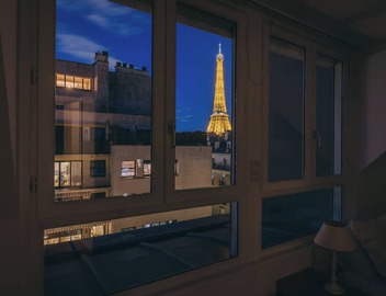Family Dupleix A/C balcony Eiffel Tower View 5