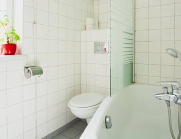 Holiday Apartment "Jagdschloss Grunewald" with Shared Garden and Wi-Fi 5