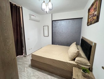Luxury Downtown Apartment with Stunning View – 3 Bedrooms, Sleeps 8, 2 Bathroom 4