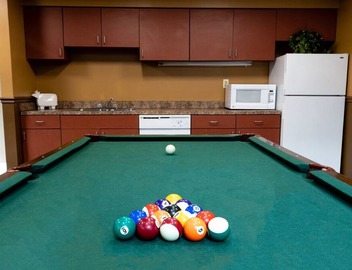 This apartment is a 2 bedroom(s), 1 bathrooms, located in Harrisburg, PA. 2