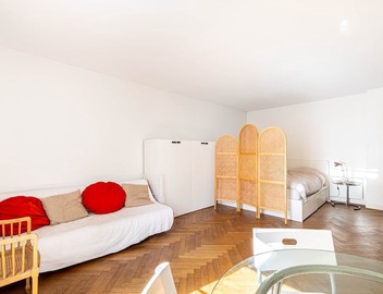 GuestReady - Sunlit Serenity near Montmartre 2