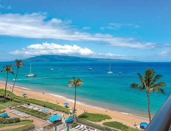 Maui Resort Rentals: The Whaler 707 - Luxuriously Remodeled 7th Floor 1BR/2BA w/Stunning Ocean and Mountain Views! 3