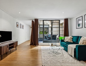 Modern 1BR with Patio in the Heart of Holborn 5