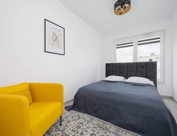 Bright Apartment in the Center | Parking | Balcony with a View 5
