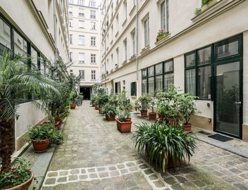 #CosyStudio @ Paris betw. Opéra & Montmartre 5
