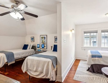 Prime Location and Luxury | 3br Streetcar + Dining 5