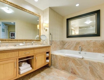 Executive-style stay at Trump International in Las Vegas 4
