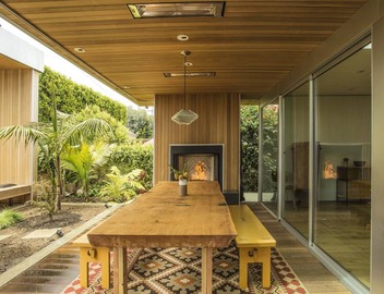 Architectural Modernist Spa 5