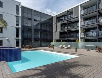 The Lookout - 1-Bedroom Apartment with Stunning Views, Pool & Gym Access, Secure Parking, and Prime Mount Maunganui Location 3