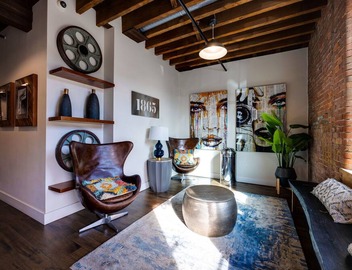 Historic Midtown Loft · Pool · Walk to Vandy 4