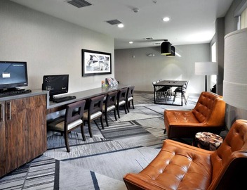 3 Relaxing Units Minutes to Dania Beach. Onsite Parking, Shuttle Service, Pool! 5