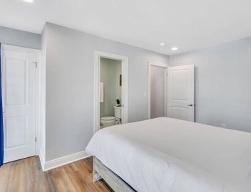 3 Bed/3 Bath with King Bed 15 min to Downtown New Orleans 5