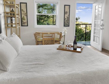 Bucket List Stay Secret Stairs Apt Hollywood Hills 3