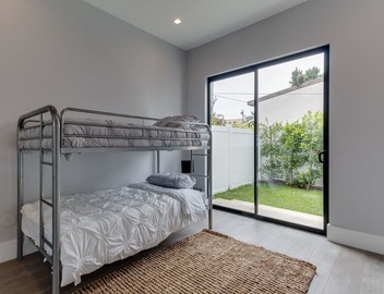 Luxury Modern 4 Bed 3 Bath Home with Rooftop Deck #4 3