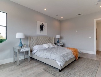 Luxury Modern 4 Bed 3 Bath Home with Rooftop Deck #4 5