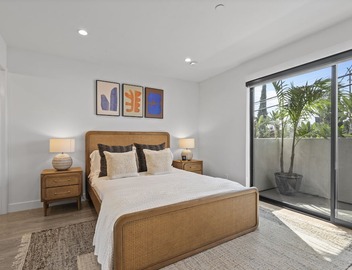 Heart of West Hollywood Apt w/doorman, gym, and co-working space 4