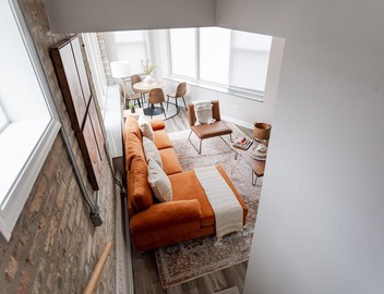 Duplex 2 Bedroom and 1.5 Bath Retreat Near Loyola Park 3