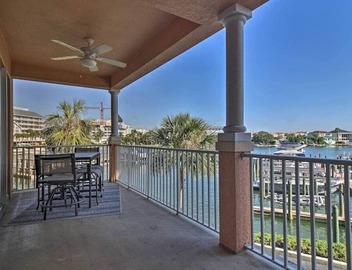 Walk to Beach (8 min), Balcony, Dolphin Watching, Heated Pool, Hot Tub, Close to Attractions, Pool Table 3