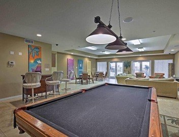 Walk to Beach (8 min), Balcony, Dolphin Watching, Heated Pool, Hot Tub, Close to Attractions, Pool Table 4