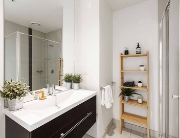 Scenic Penthouse Living in the Heart of Melbourne 4