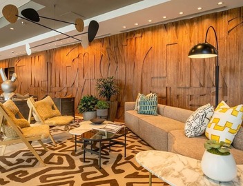 Modern Comfort with Great Amenities | Outdoor Swimming Pool | Pet-Friendly 5
