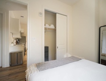 Exquisite Dupont Circle 1BR w/W/D, nr Metro Station, by Blueground 3