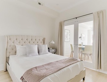 Bright Dupont Circle 2BR w/W/D, nr Restaurants & Bars, by Blueground 3