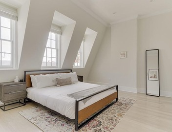 Bright Dupont Circle 2BR w/W/D, nr Restaurants & Bars, by Blueground 4