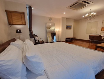 Chez Moi Bangkok Sukhumvit 26 Executive Residence (888) 3