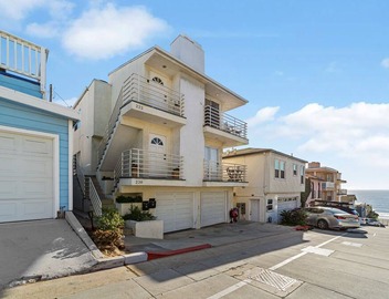 Top Floor Unit with Panoramic Views Steps to the beach with 3 Parking Spots! 5