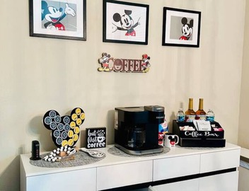 Complete Disney themed home 5bed 3 1/2 bath 5