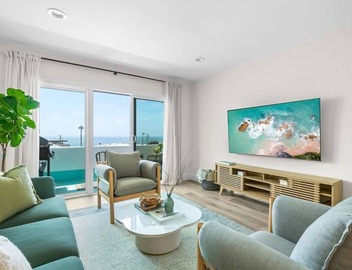 Oceanview I King Suite I Steps from the Ocean 2