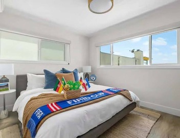 Oceanview I King Suite I Steps from the Ocean 5