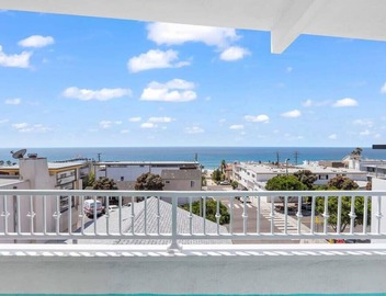 Oceanview Suite | Balcony | Steps from the Beach 3