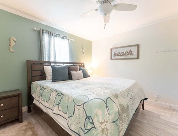 Ocean Walk Retreat | Heated Pool Condo Near St. Simons Village 2