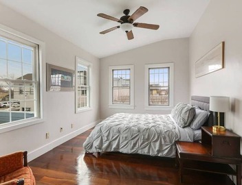 Delightful Freret St Studio Apartment w/parking 2
