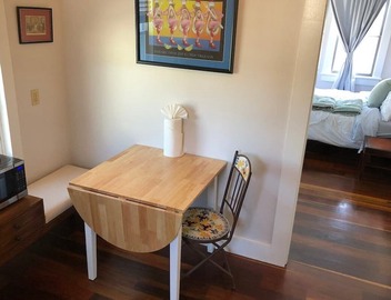Delightful Freret St Studio Apartment w/parking 3