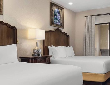 Wyndham Bonnet Creek Resort - Family Friendly Resort Condo Sleeps 8! 3