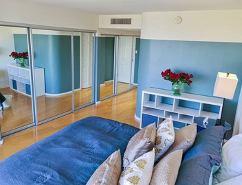 Remodeled two-bedroom condo. panoramic views and a luxurious, dreamy atmosphere. 4