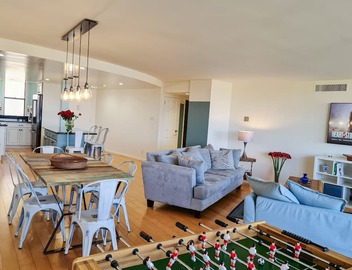 Remodeled two-bedroom condo. panoramic views and a luxurious, dreamy atmosphere. 3