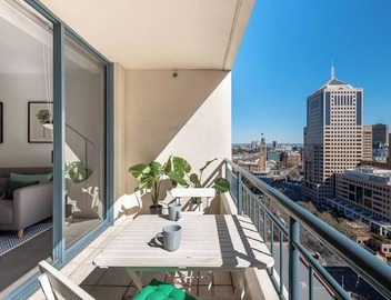 Top of the Town with Sydney CBD at its Doorstep 4