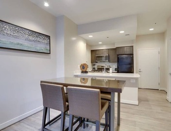 Sojourn | Courtland Towers | 1 BR w/Pickleball Court 5