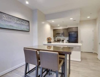 Sojourn | Courtland Towers | 1 BR w/Bocci Ball Court 5