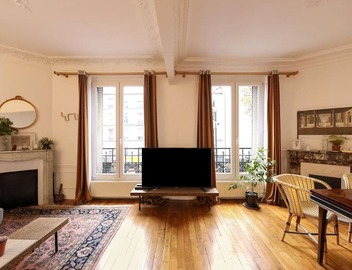 Apartment in Paris near Line 14 Metro 5