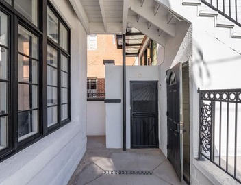 Modern Apartment in the Heart of Phoenix (10) 5
