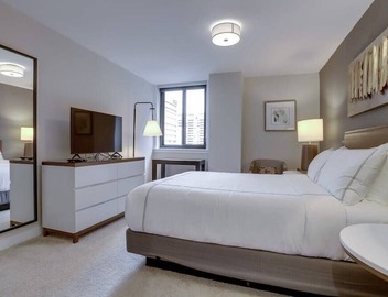 Sojourn Courtland Towers w/Private Balcony 3