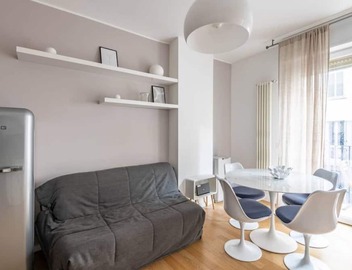 Easylife - Sophisticated studio with balcony in the heart of Porta Venezia 5