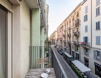 Easylife - Sophisticated studio with balcony in the heart of Porta Venezia 2