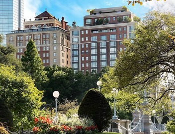 City View King At The Newbury Boston! 3